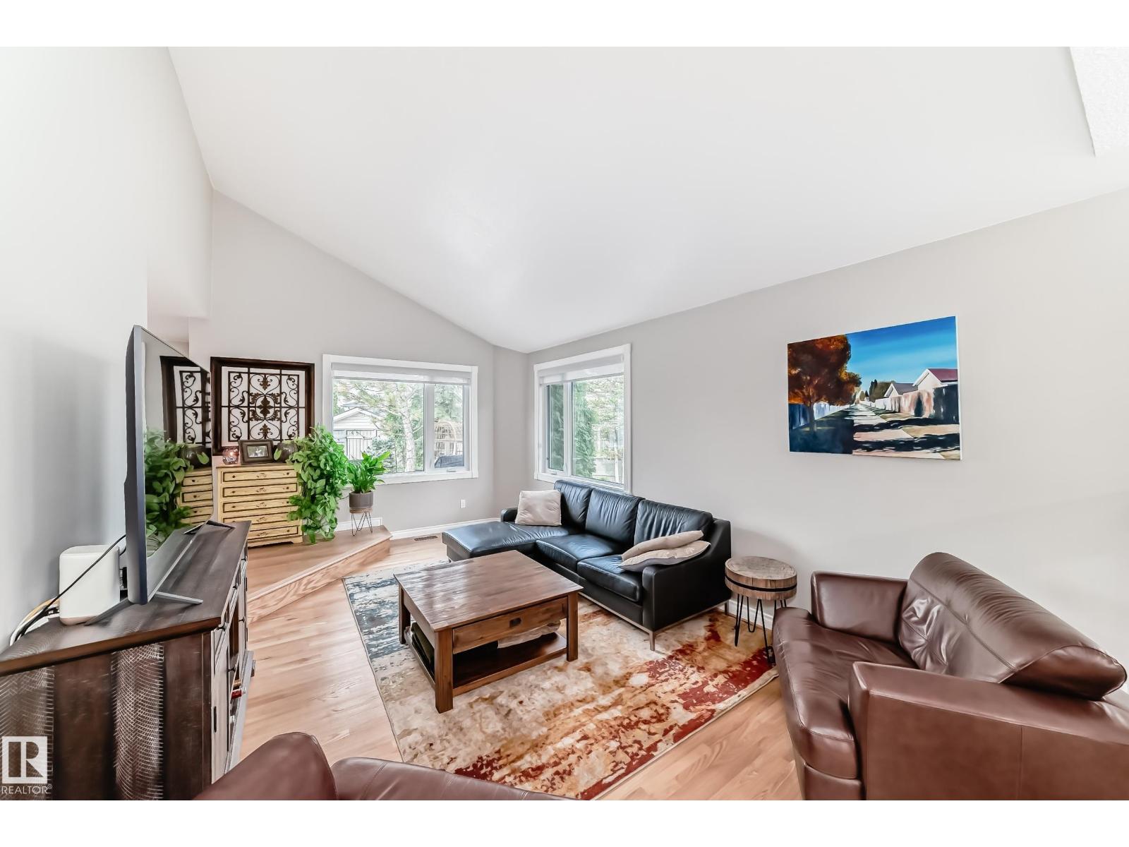 15724 72A ST NW - 17