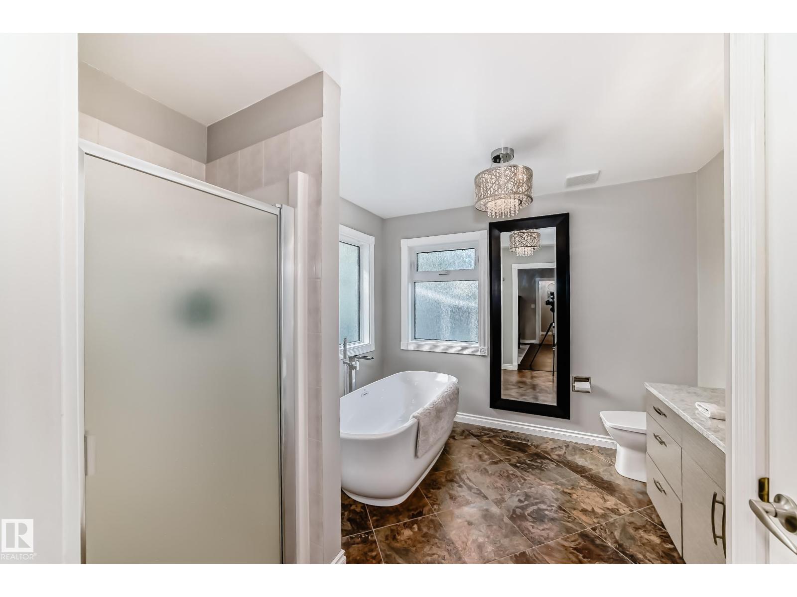 15724 72A ST NW - 27