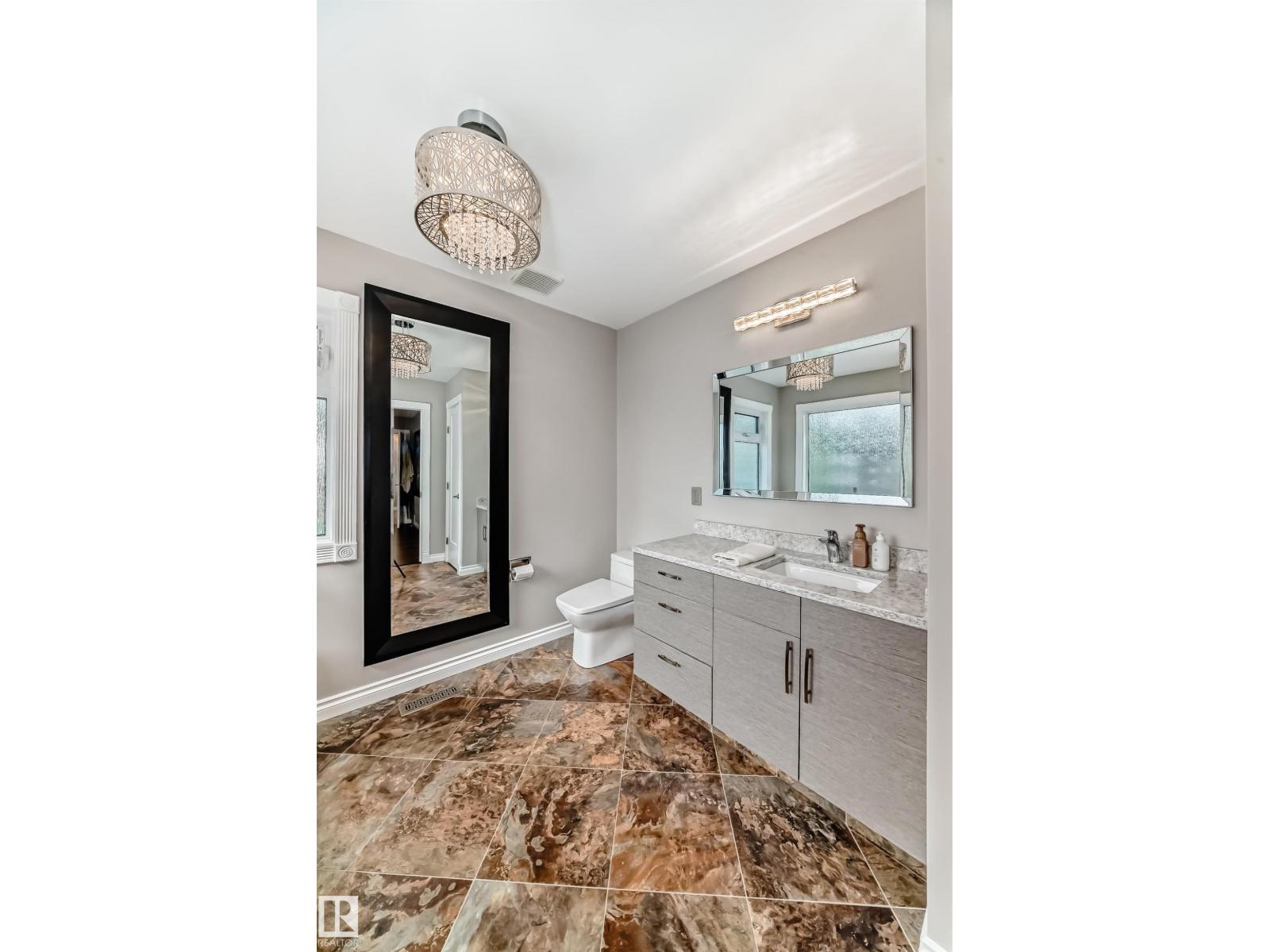 15724 72A ST NW - 29