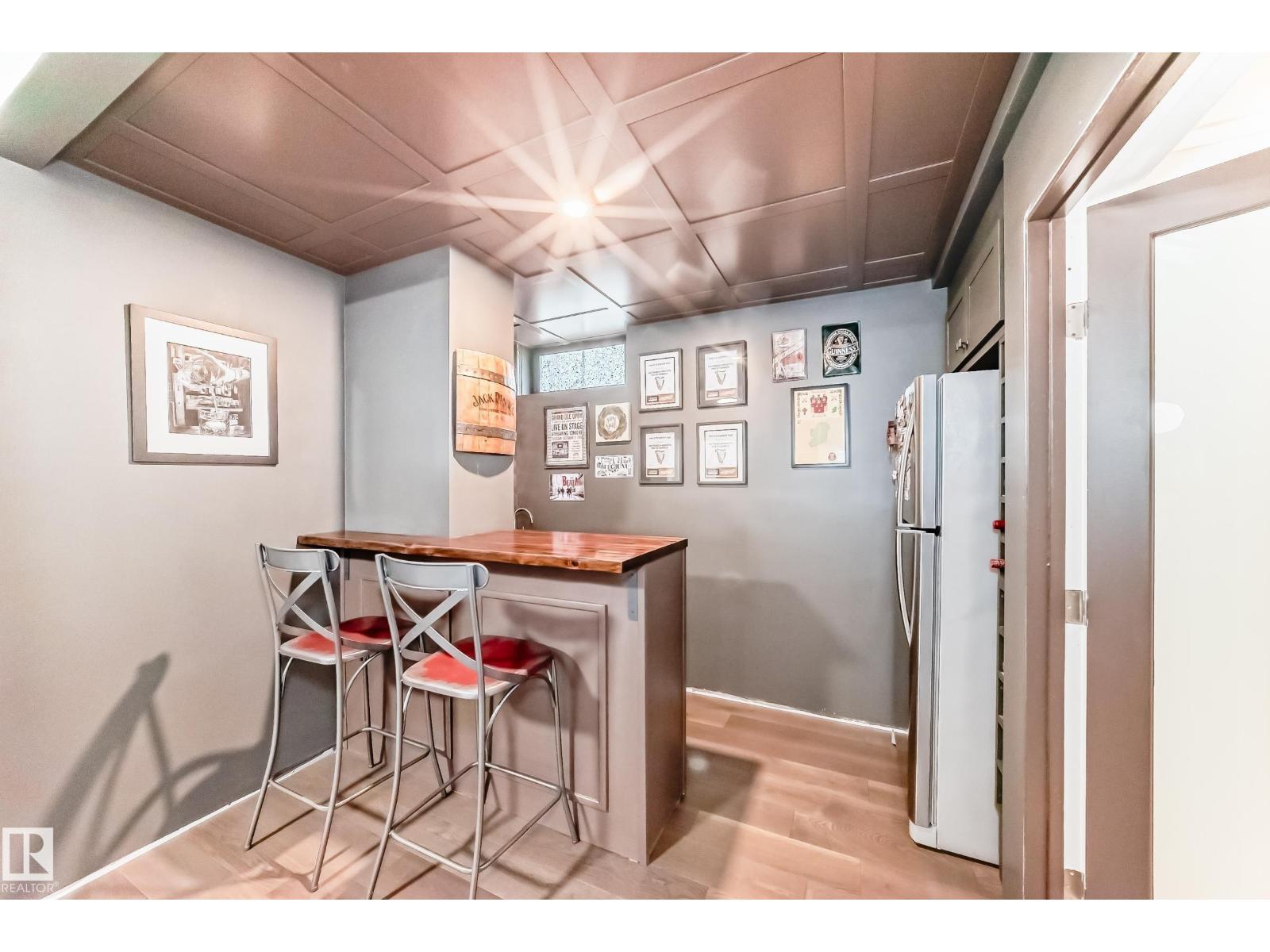 15724 72A ST NW - 39