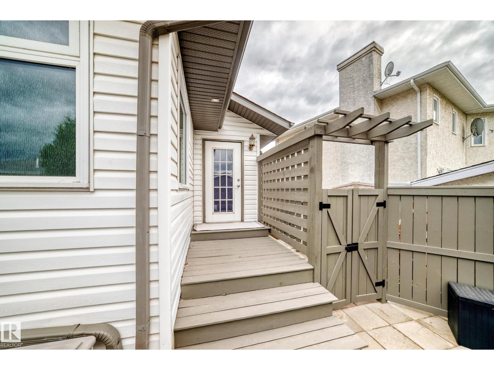 15724 72A ST NW - 45