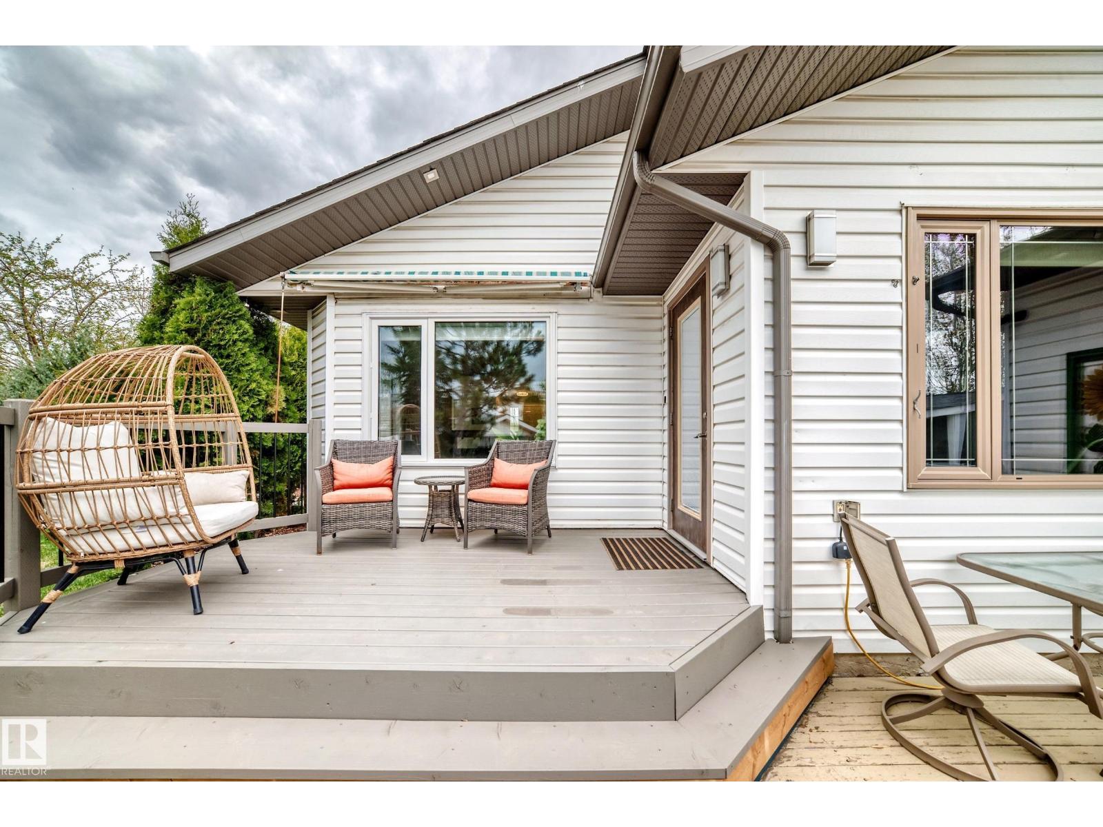15724 72A ST NW - 49