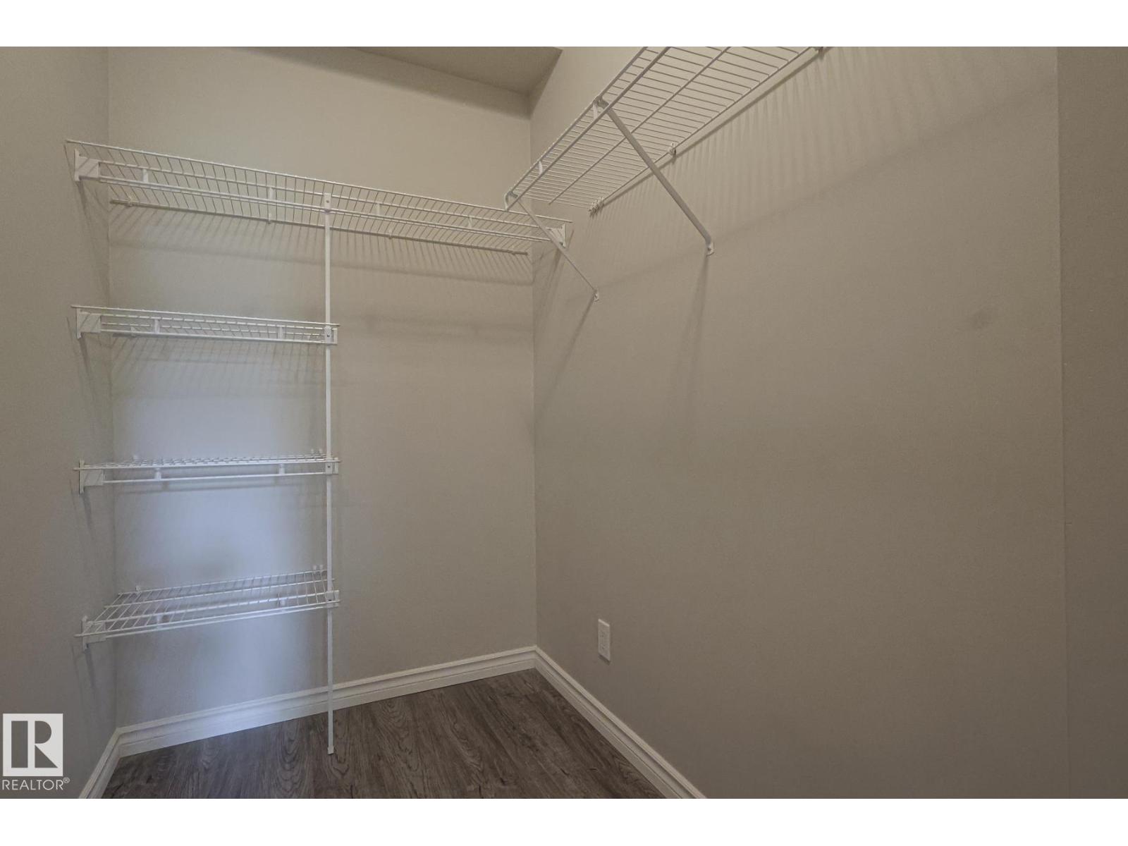 #113 9507 101 AV NW - 6