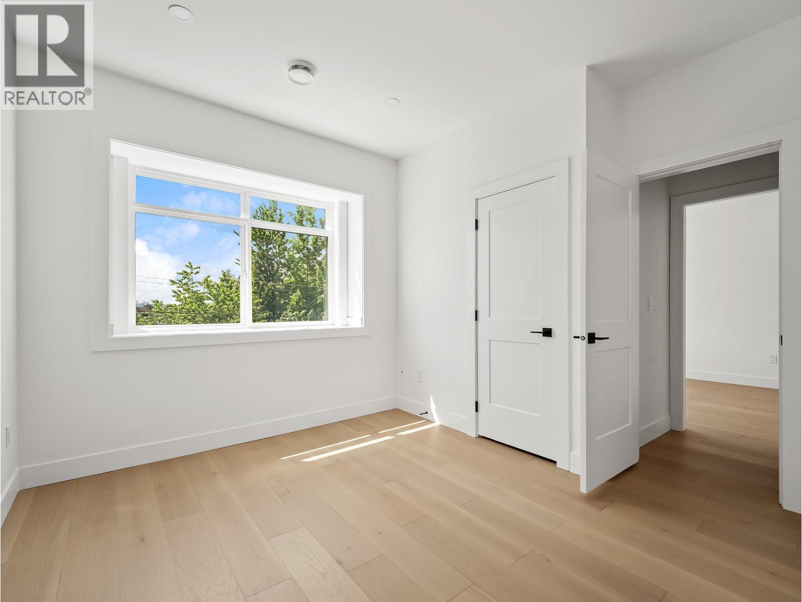 4 6885 AUBREY STREET, Burnaby