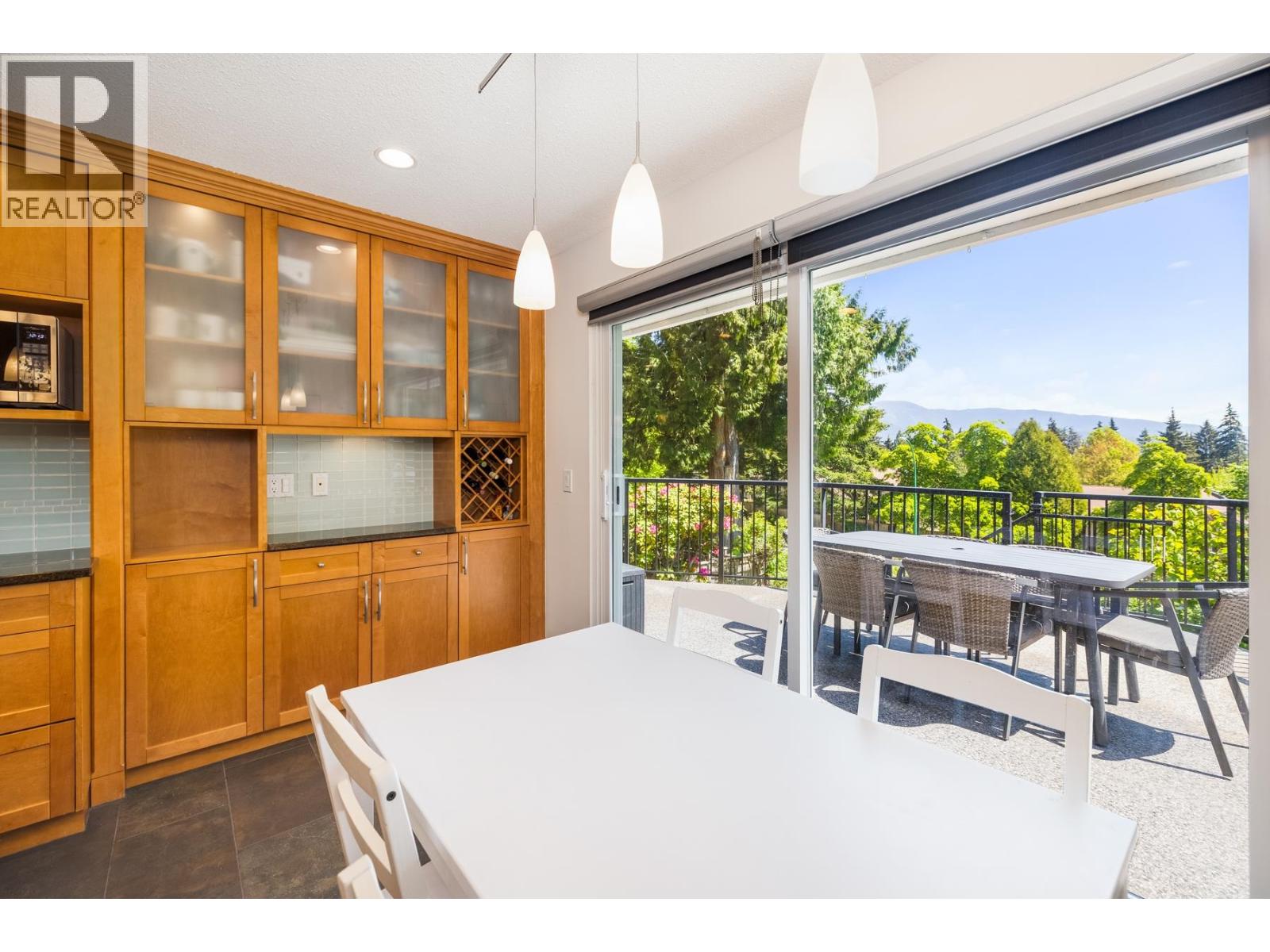 3985 FRAMES PLACE, North Vancouver