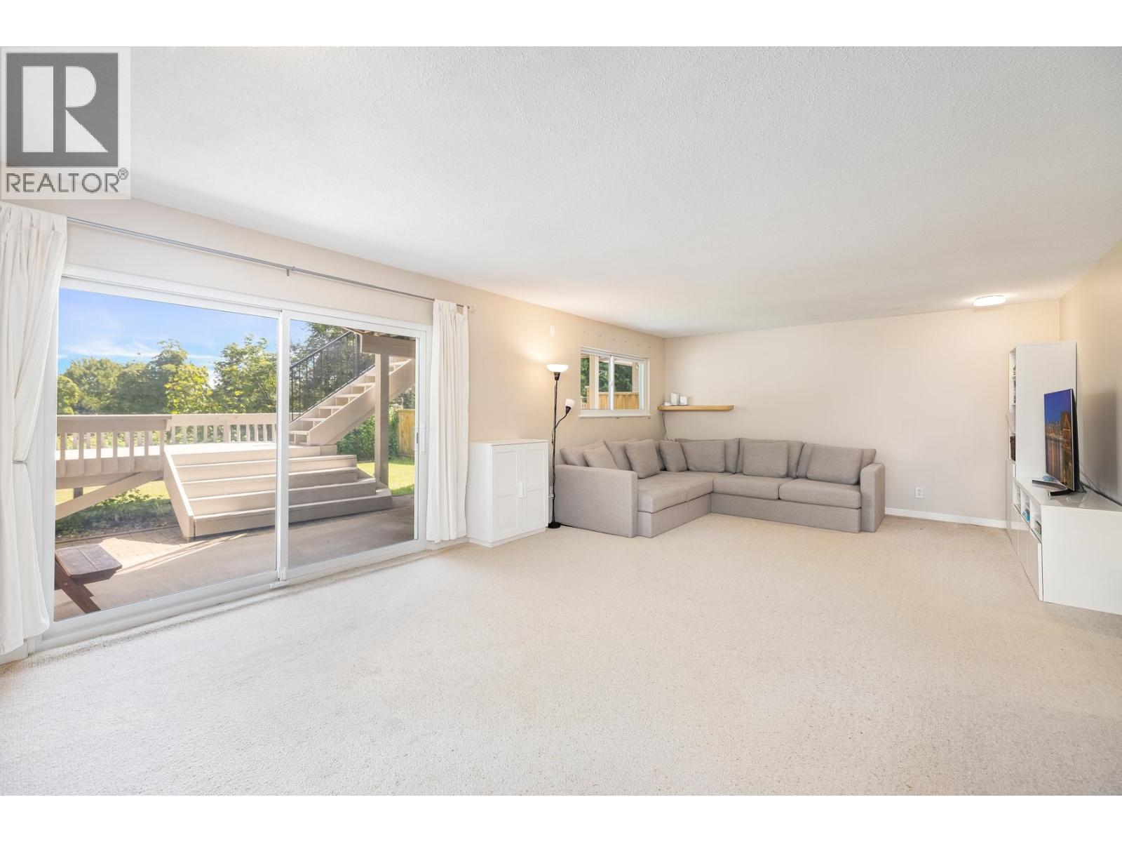 3985 FRAMES PLACE, North Vancouver