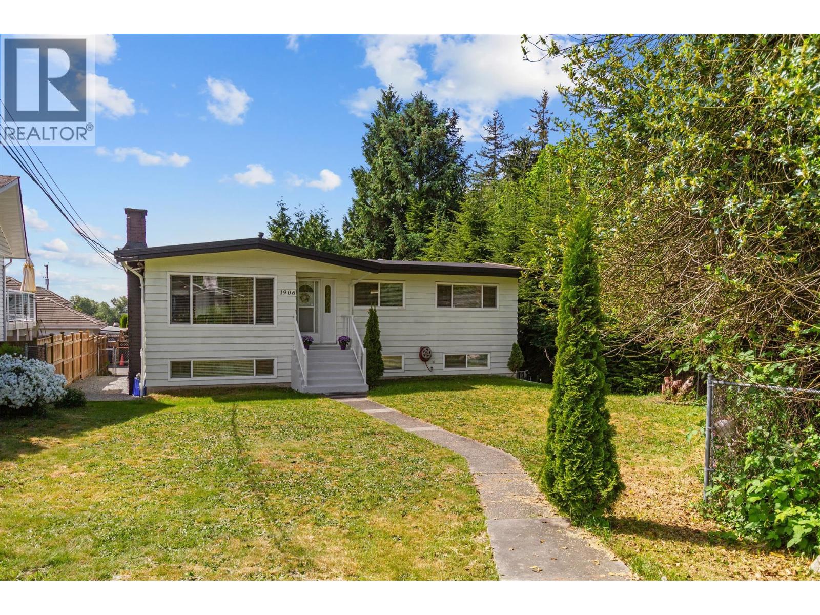 1906 RHODENA AVENUE — photo 2