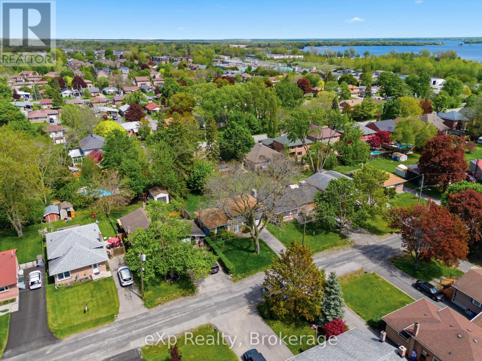 19 ALFRED DRIVE - 30