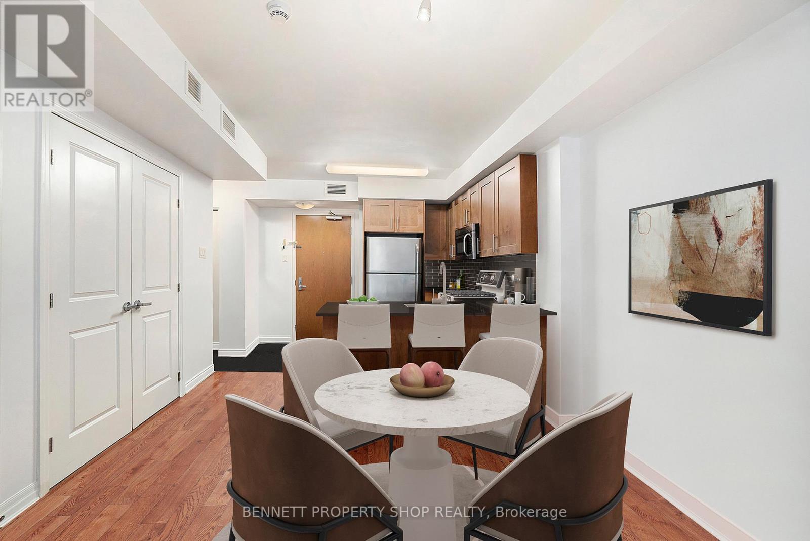 #807 242 RIDEAU STREET - 4