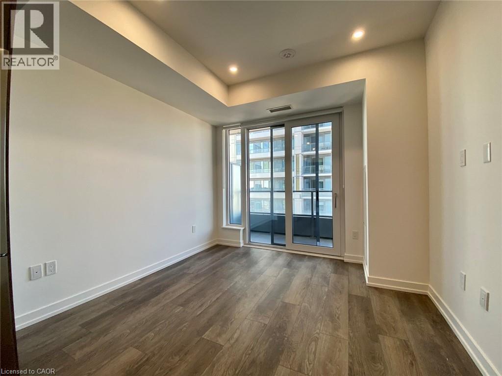 15 WELLINGTON Street S Unit# 1401, Kitchener, Ontario, N2G0E4 — Photo 4