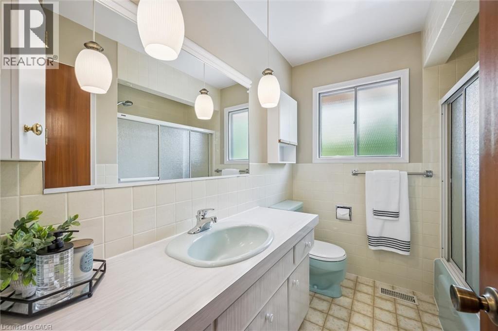 23 ANTHONY Place, Kitchener, Ontario, N2A1J9 — Photo 4
