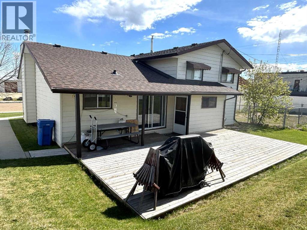 5015 50 Avenue - photo 5