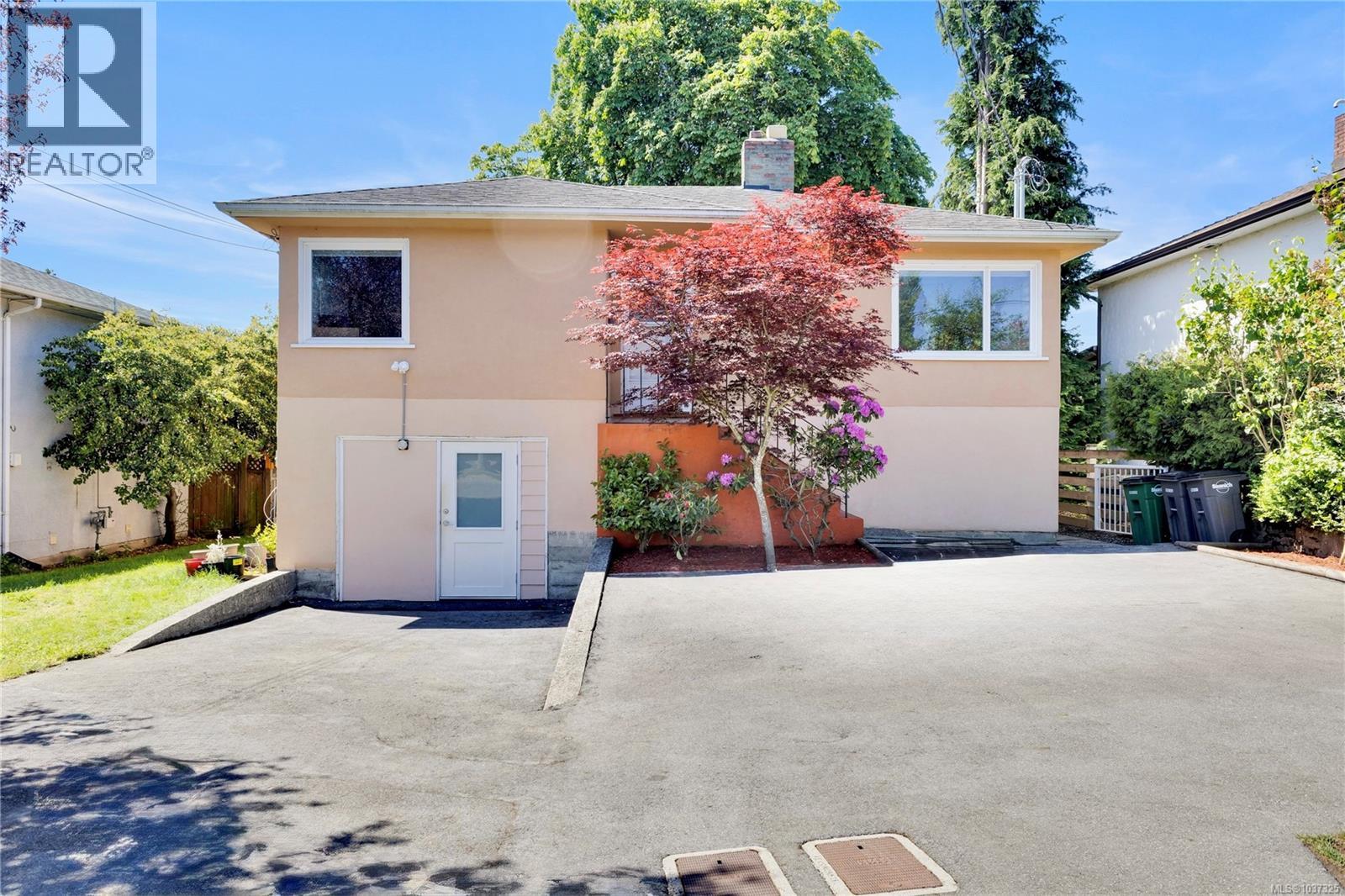 251 Sims Ave - 1