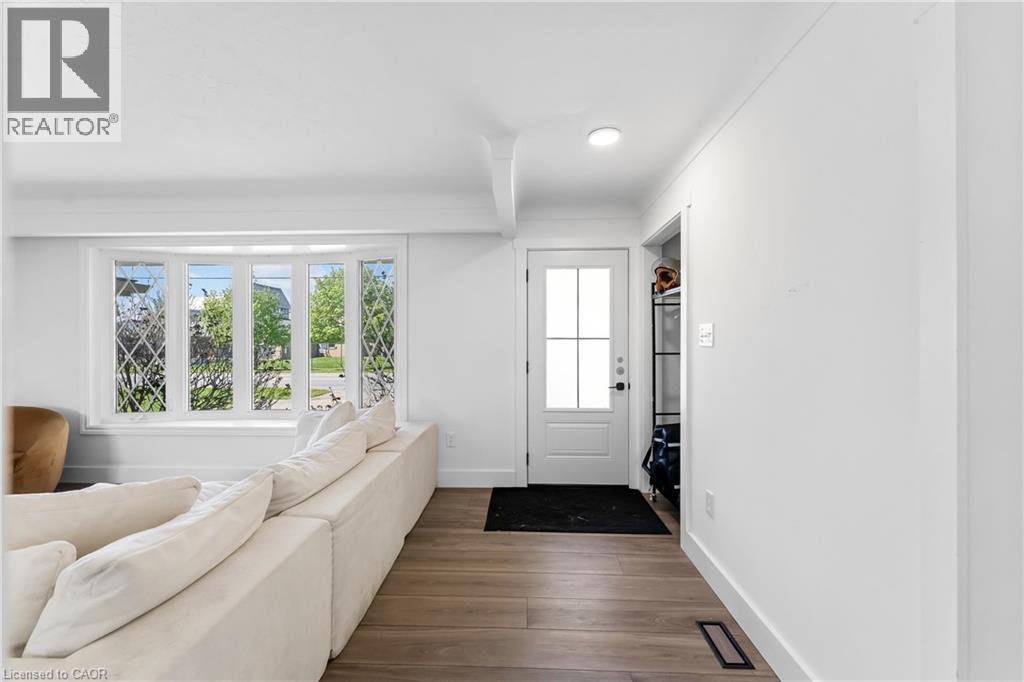 554 LAKE Street - 4