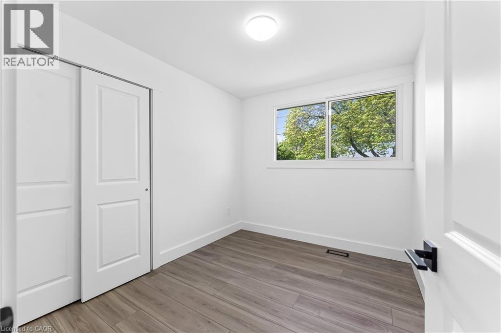 554 LAKE Street - 17