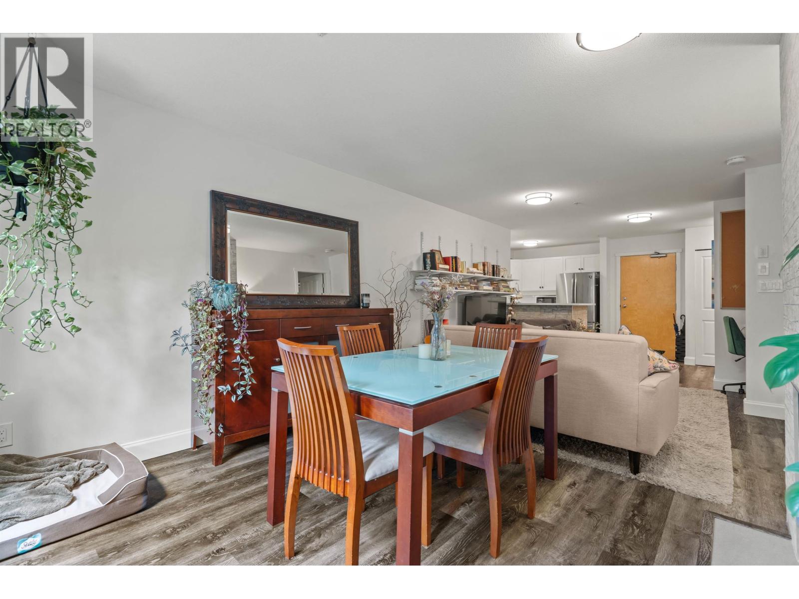 213 15 SMOKEY SMITH PLACE, New Westminster