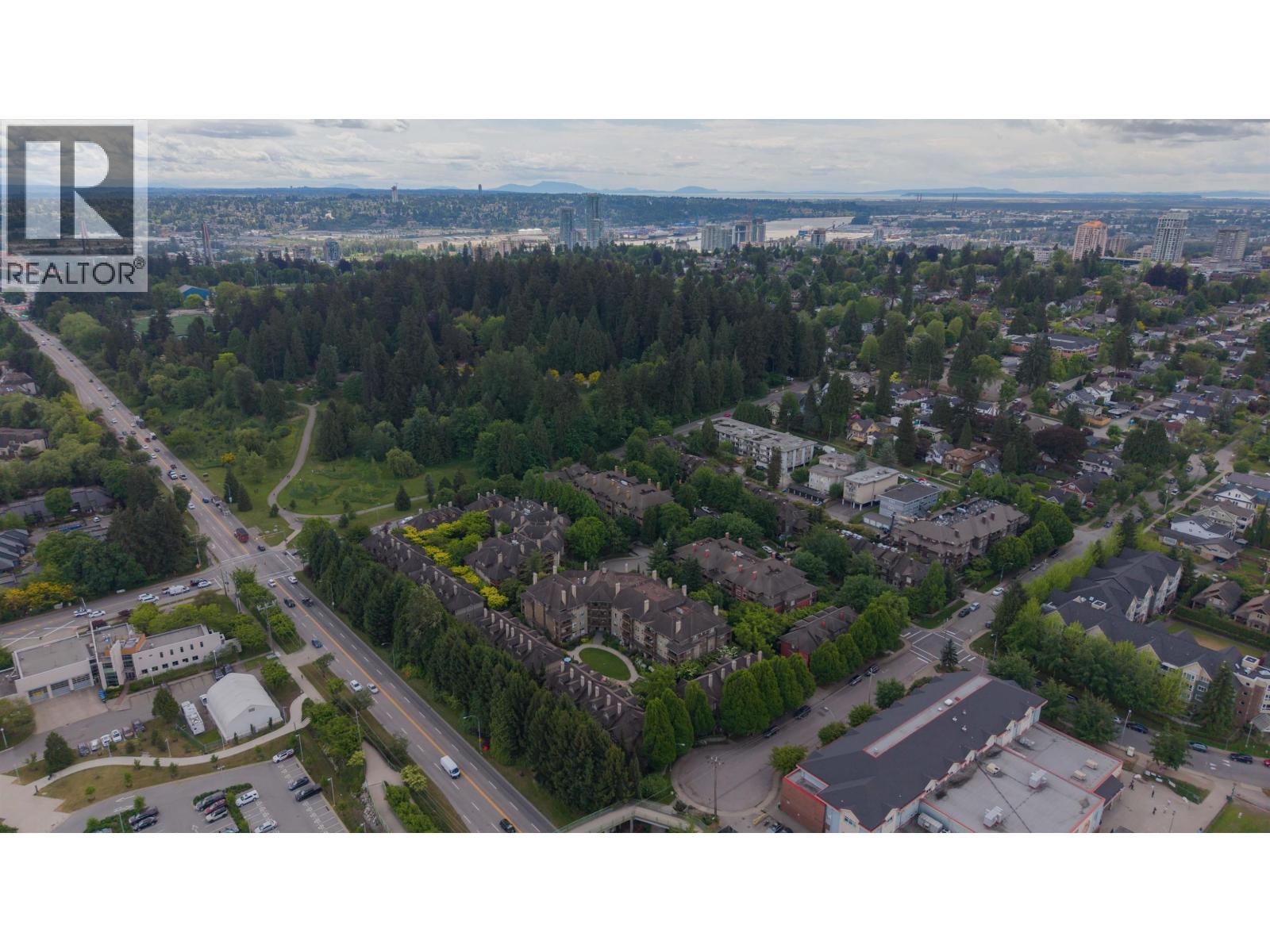 213 15 SMOKEY SMITH PLACE, New Westminster