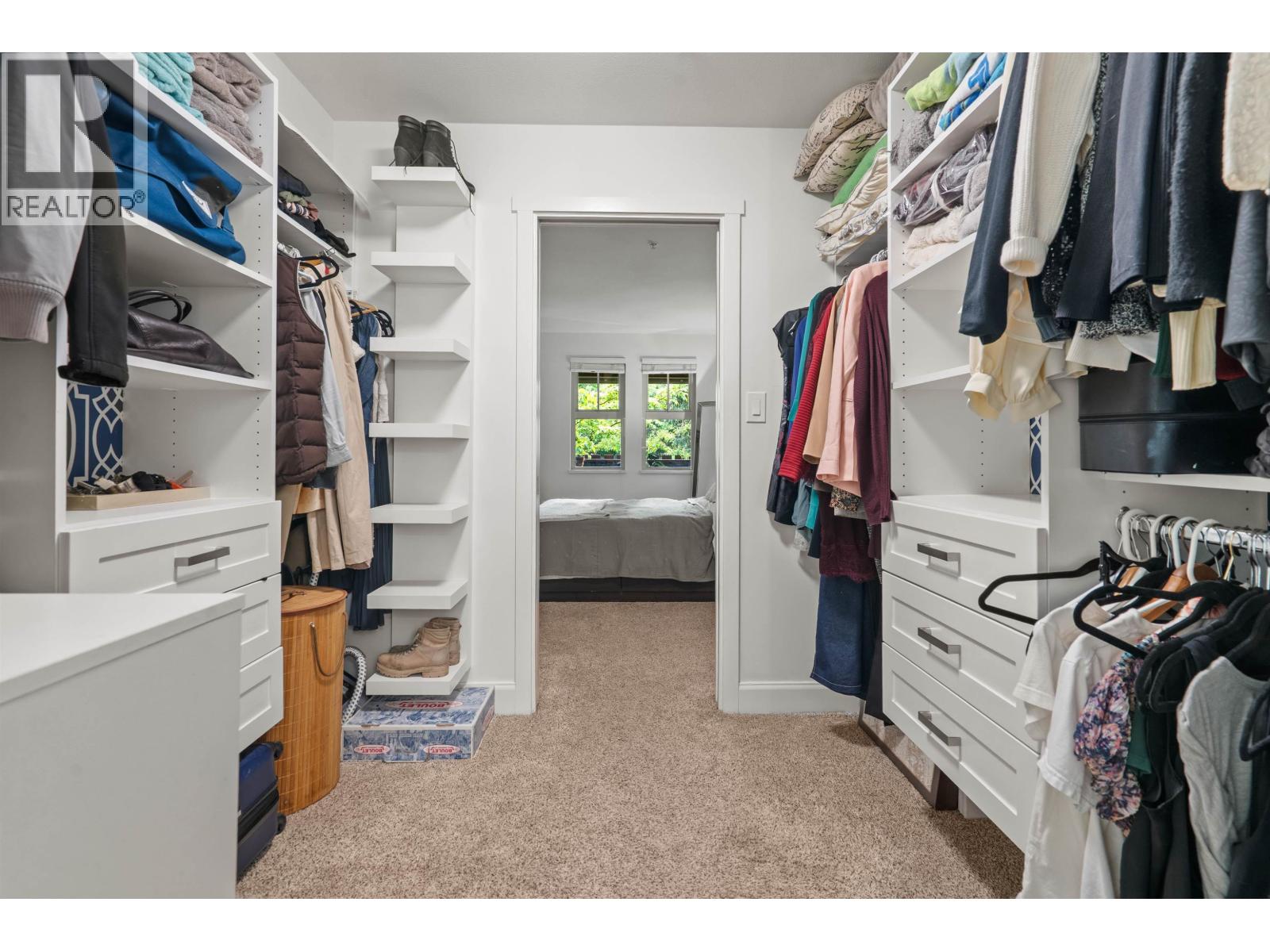 213 15 SMOKEY SMITH PLACE, New Westminster