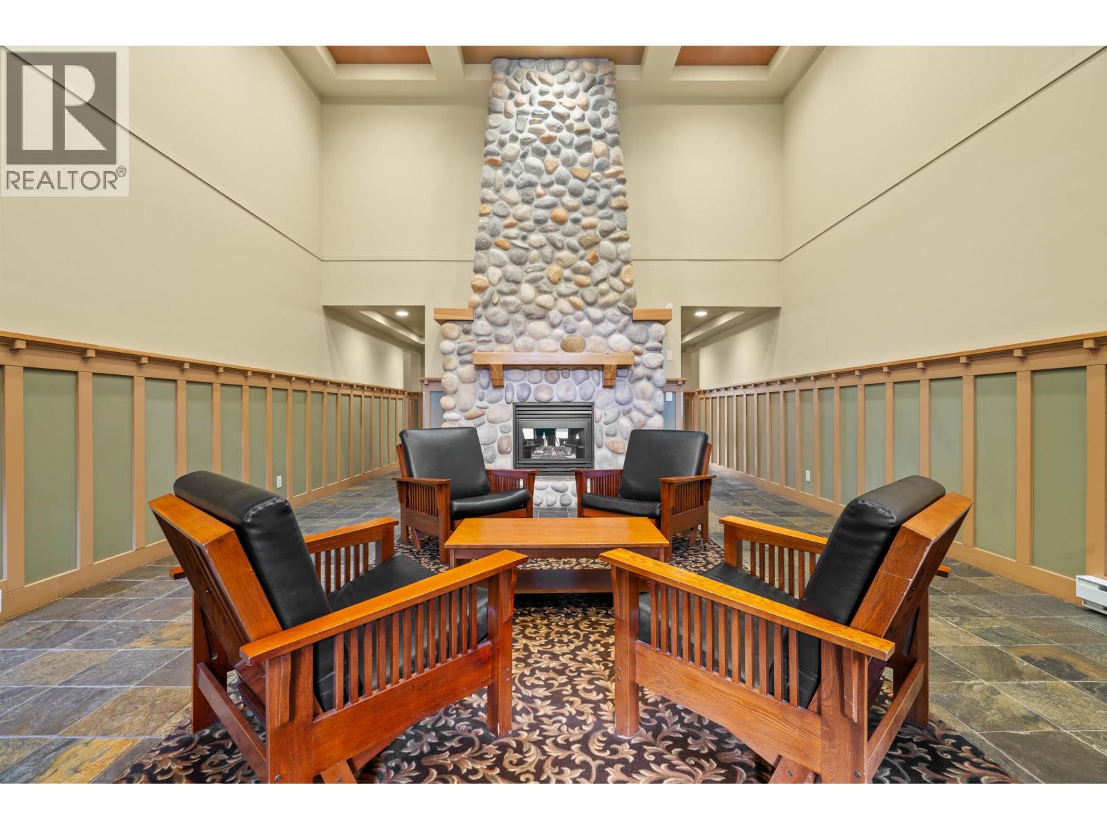 213 15 SMOKEY SMITH PLACE, New Westminster