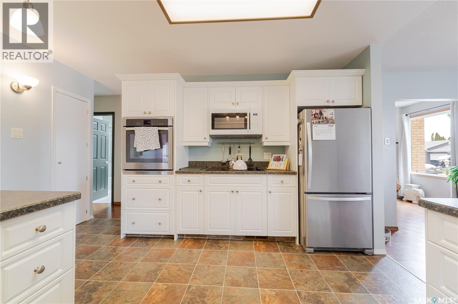 1325 King CRESCENT - 15