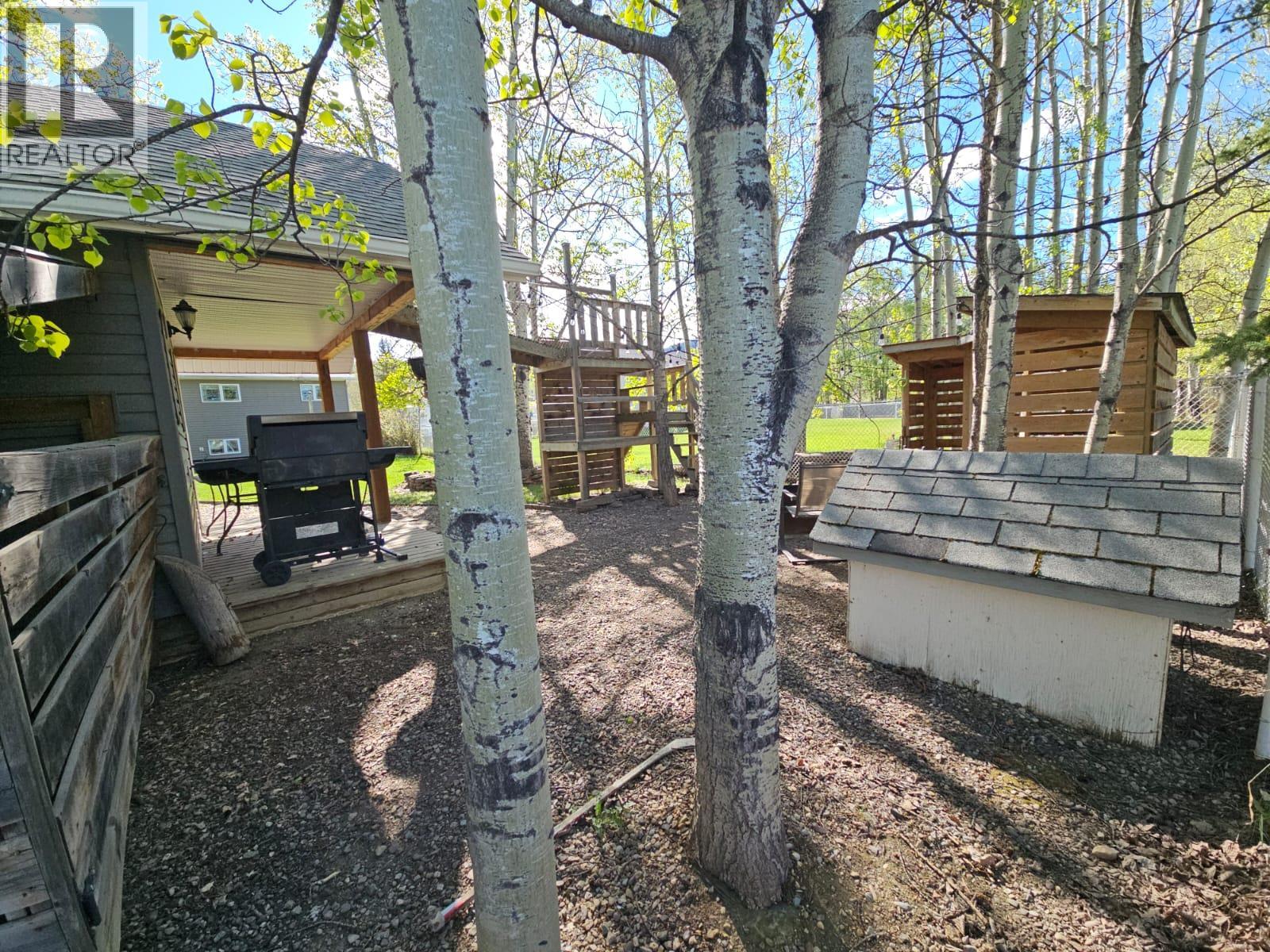 5237 42 Street NE, Chetwynd