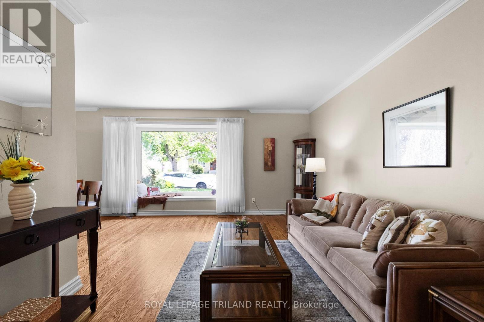 29 LADORE DRIVE - 16