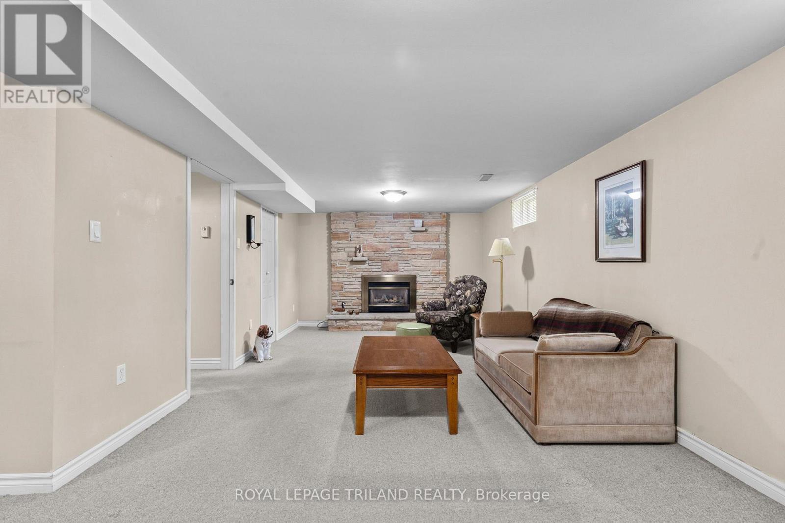 29 LADORE DRIVE - 25