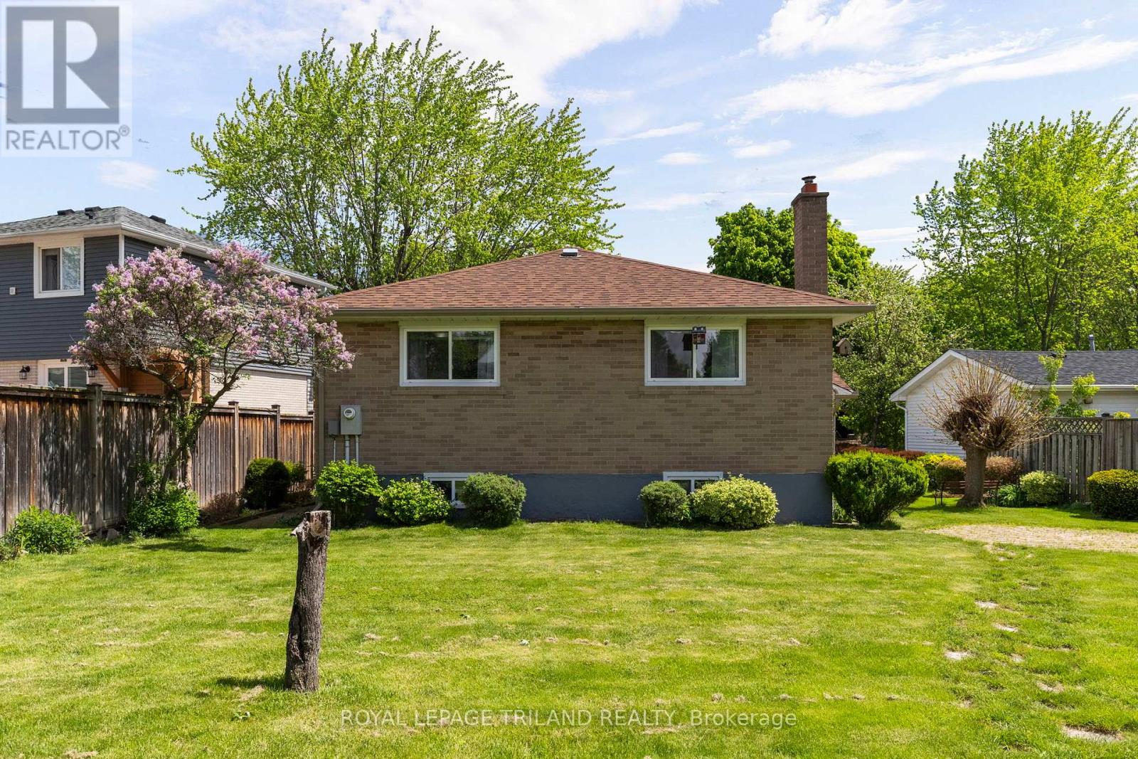 29 LADORE DRIVE - 41