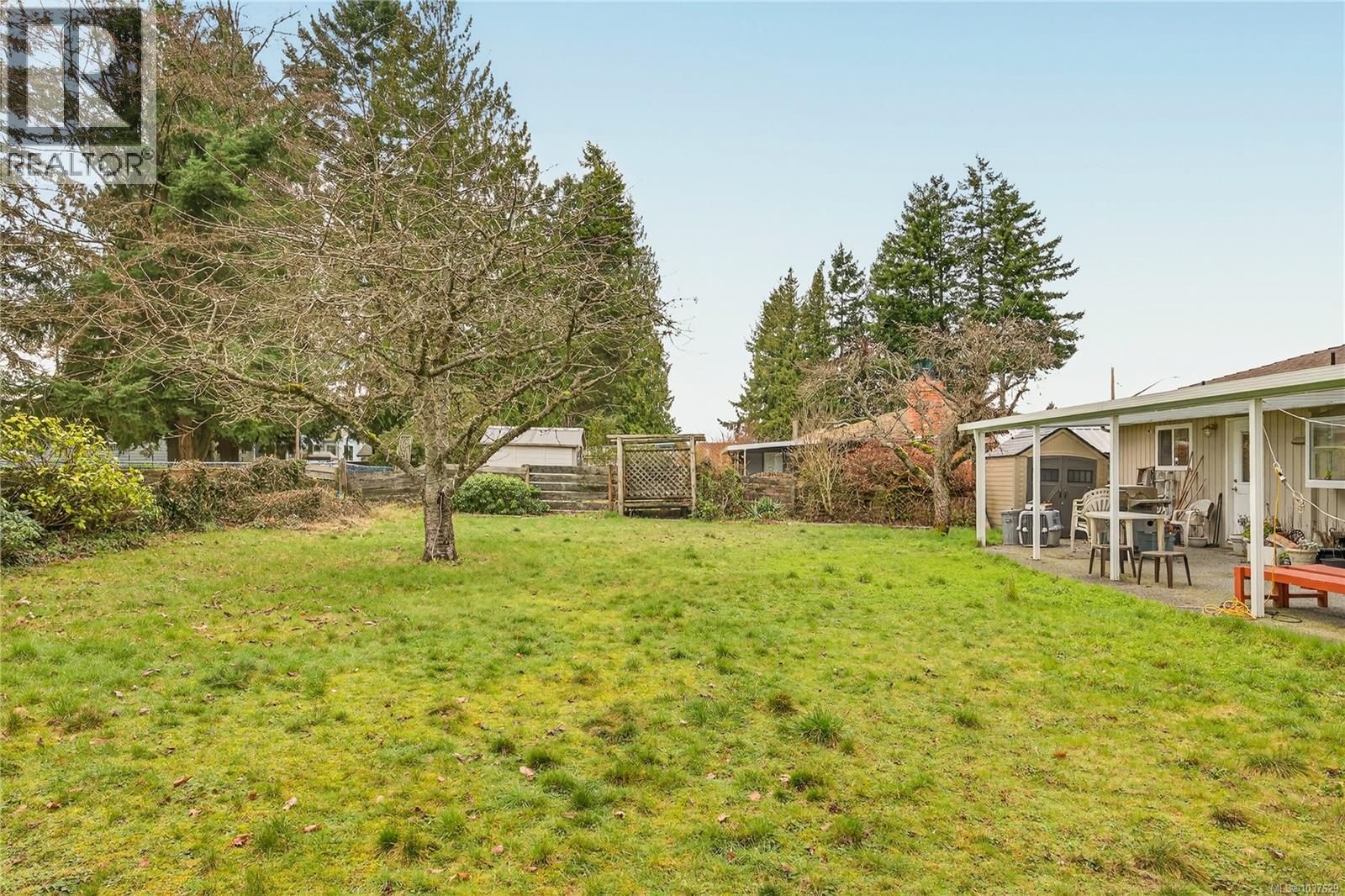 6531 Dover Rd, Nanaimo