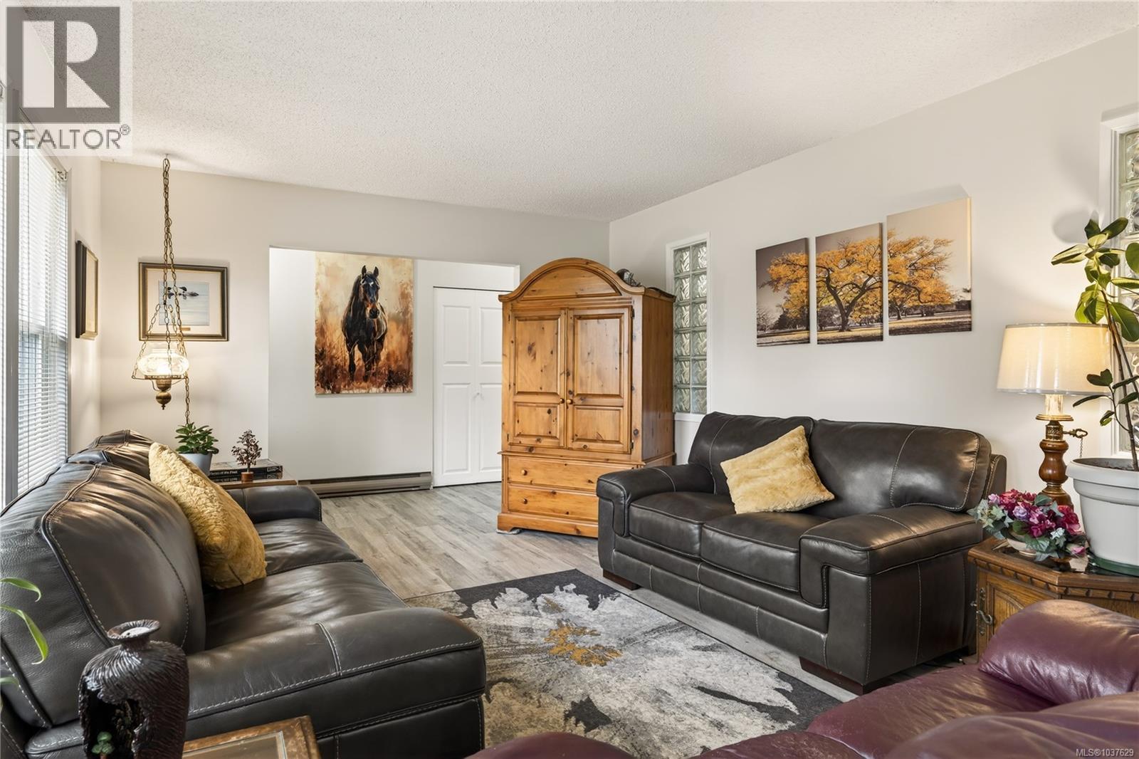 6531 Dover Rd, Nanaimo