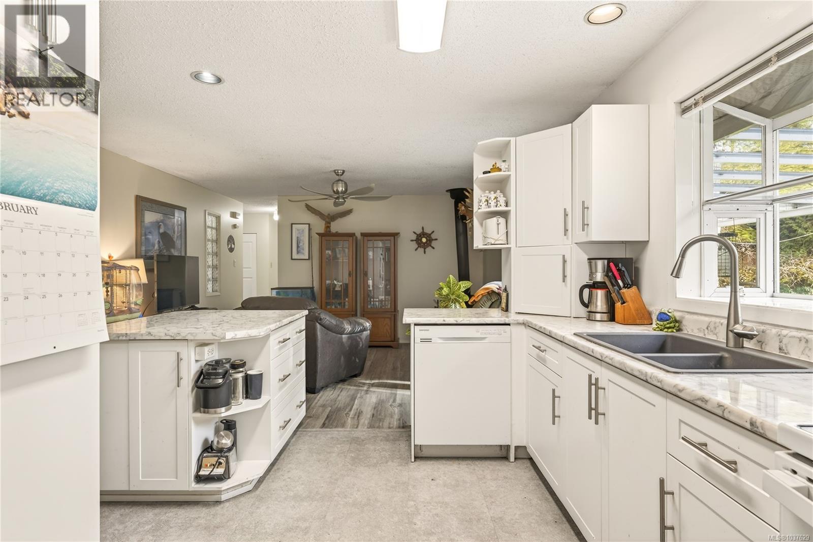 6531 Dover Rd, Nanaimo