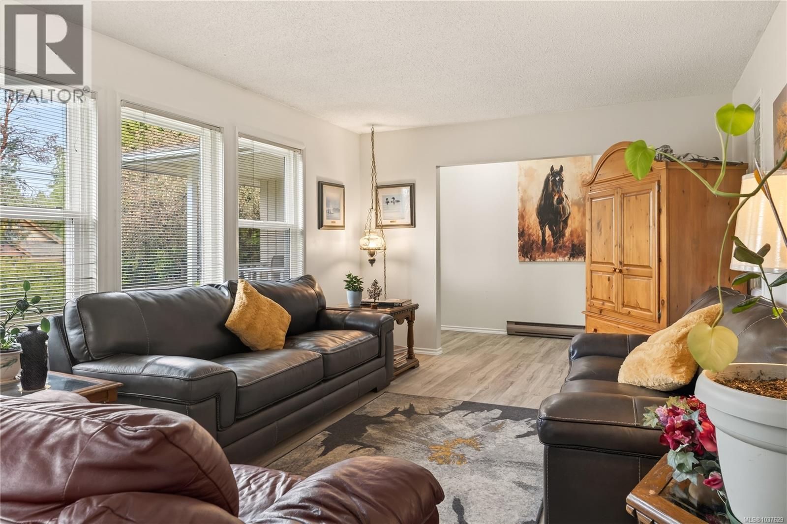 6531 Dover Rd - 8