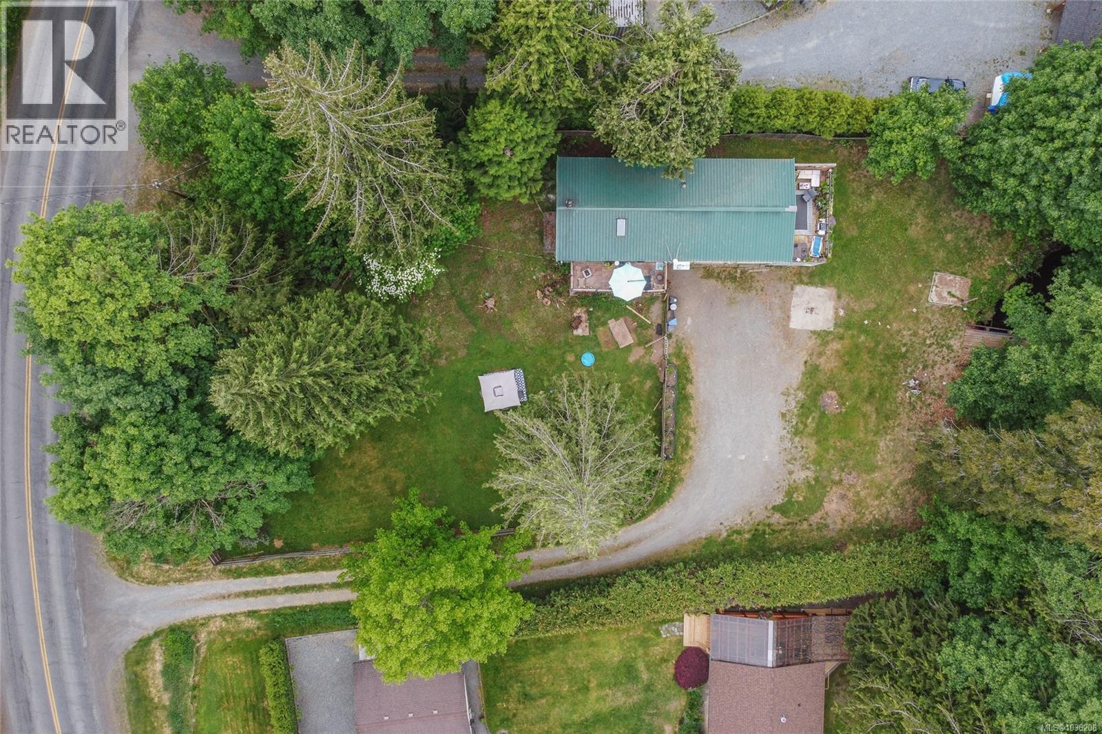 4547 Cowichan Lake Rd - 1