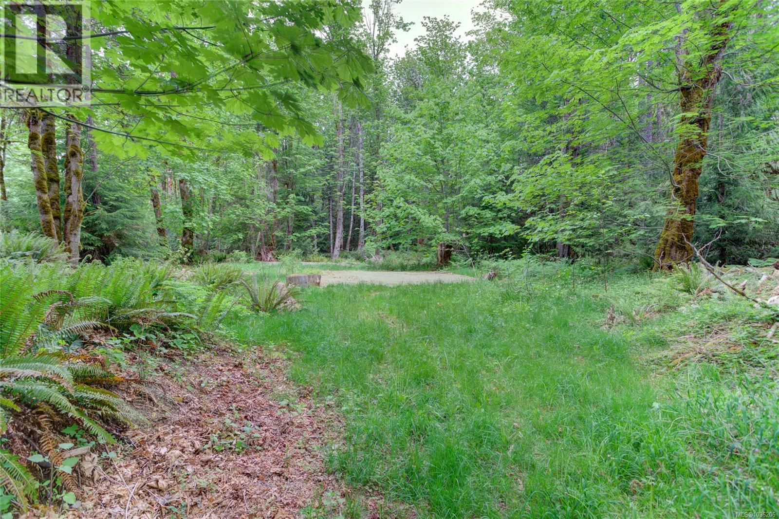 4547 Cowichan Lake Rd - 41