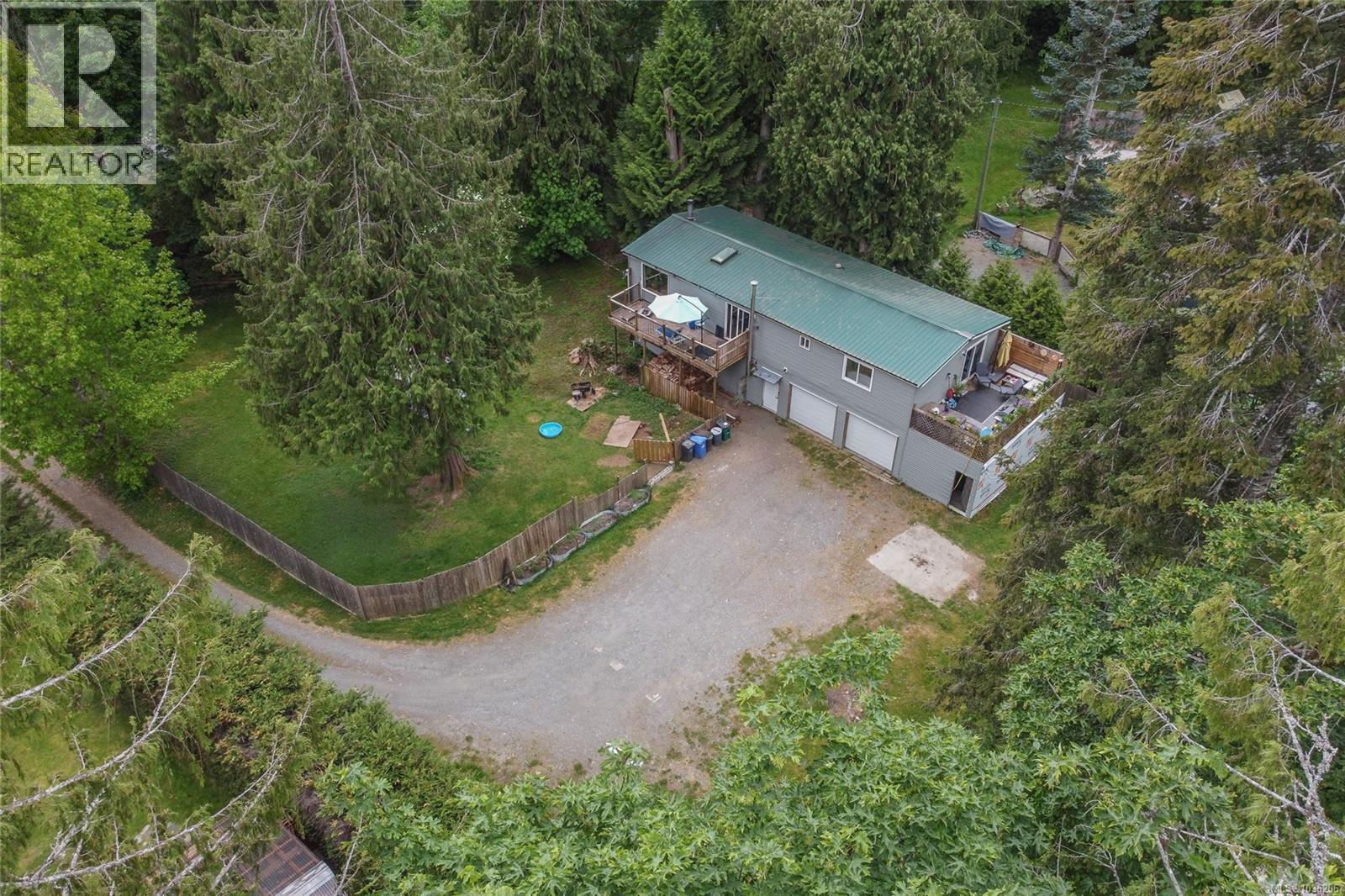 4547 Cowichan Lake Rd - 52