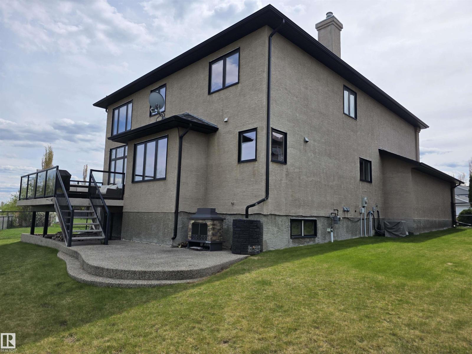 4477 36 ST - 56