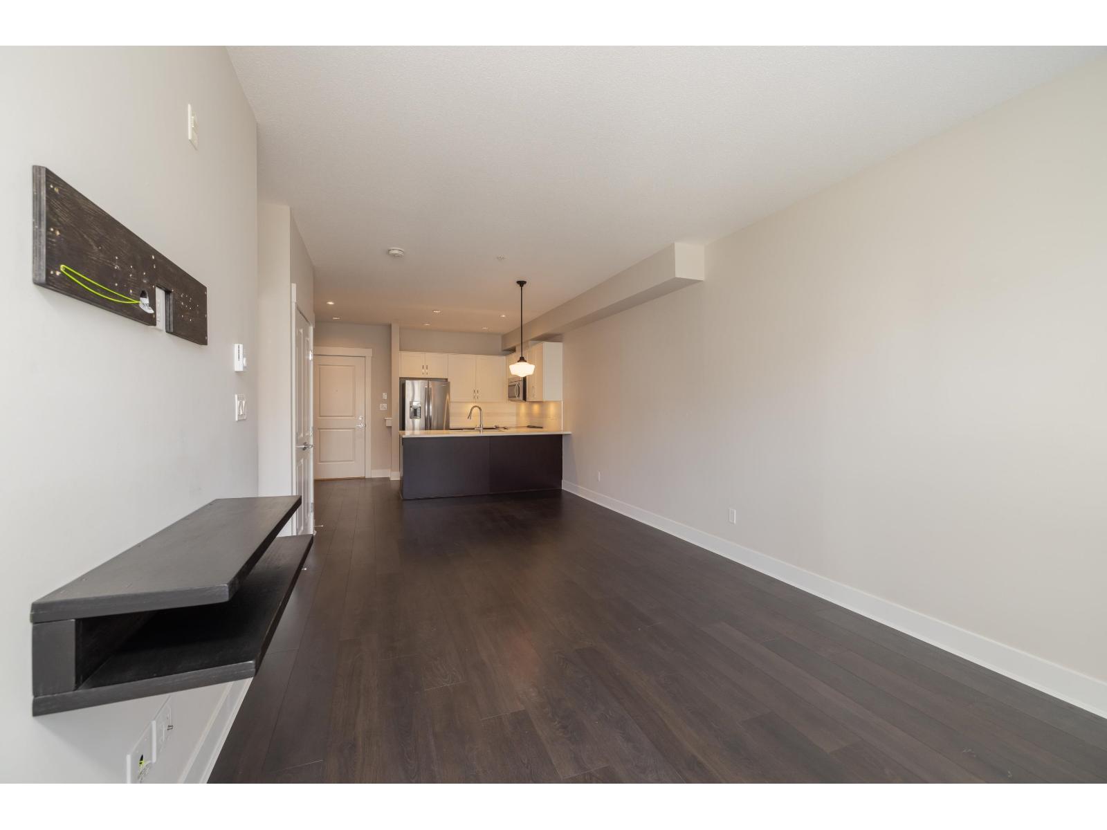 316 20728 WILLOUGHBY TOWN CENTRE DRIVE, Langley