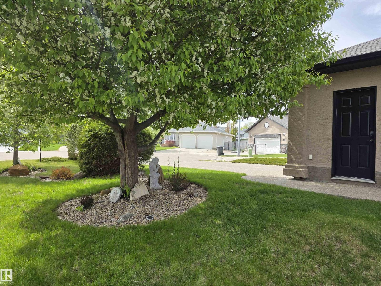 4477 36 ST - 51