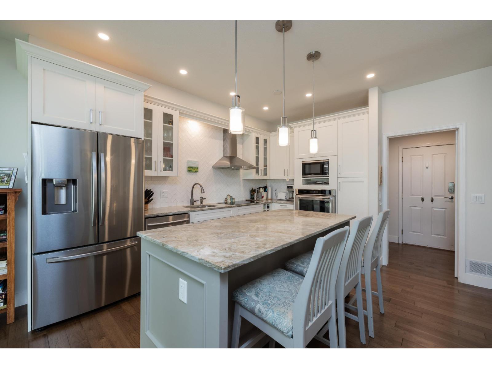 55 14877 33 AVENUE, Surrey