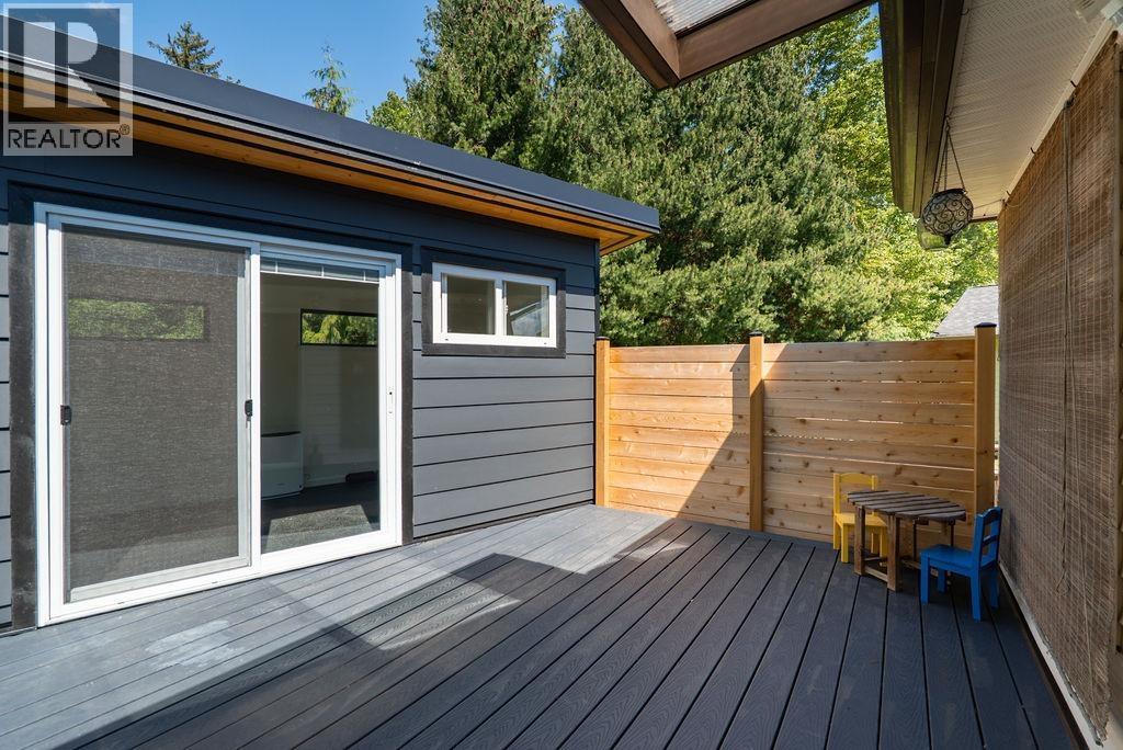 1032 EDGEWATER CRESCENT, Squamish