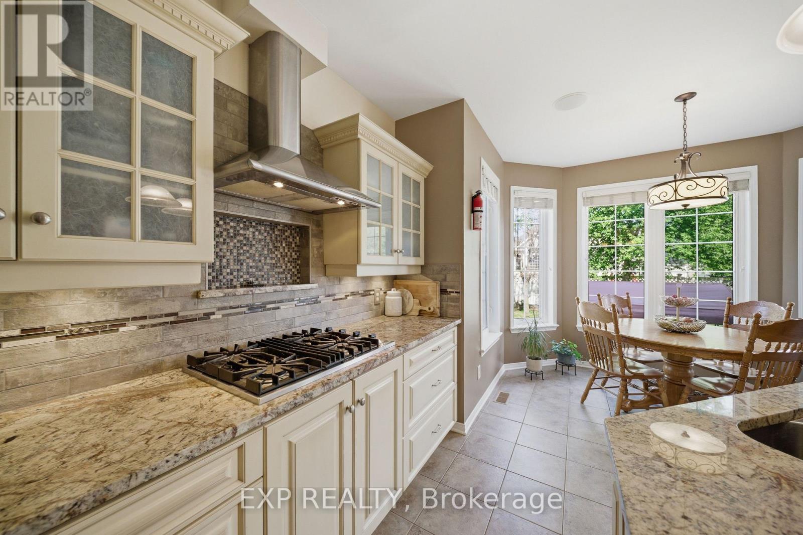 49 PONDHOLLOW WAY - 10