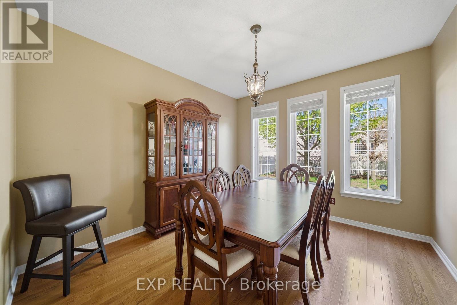 49 PONDHOLLOW WAY - 14