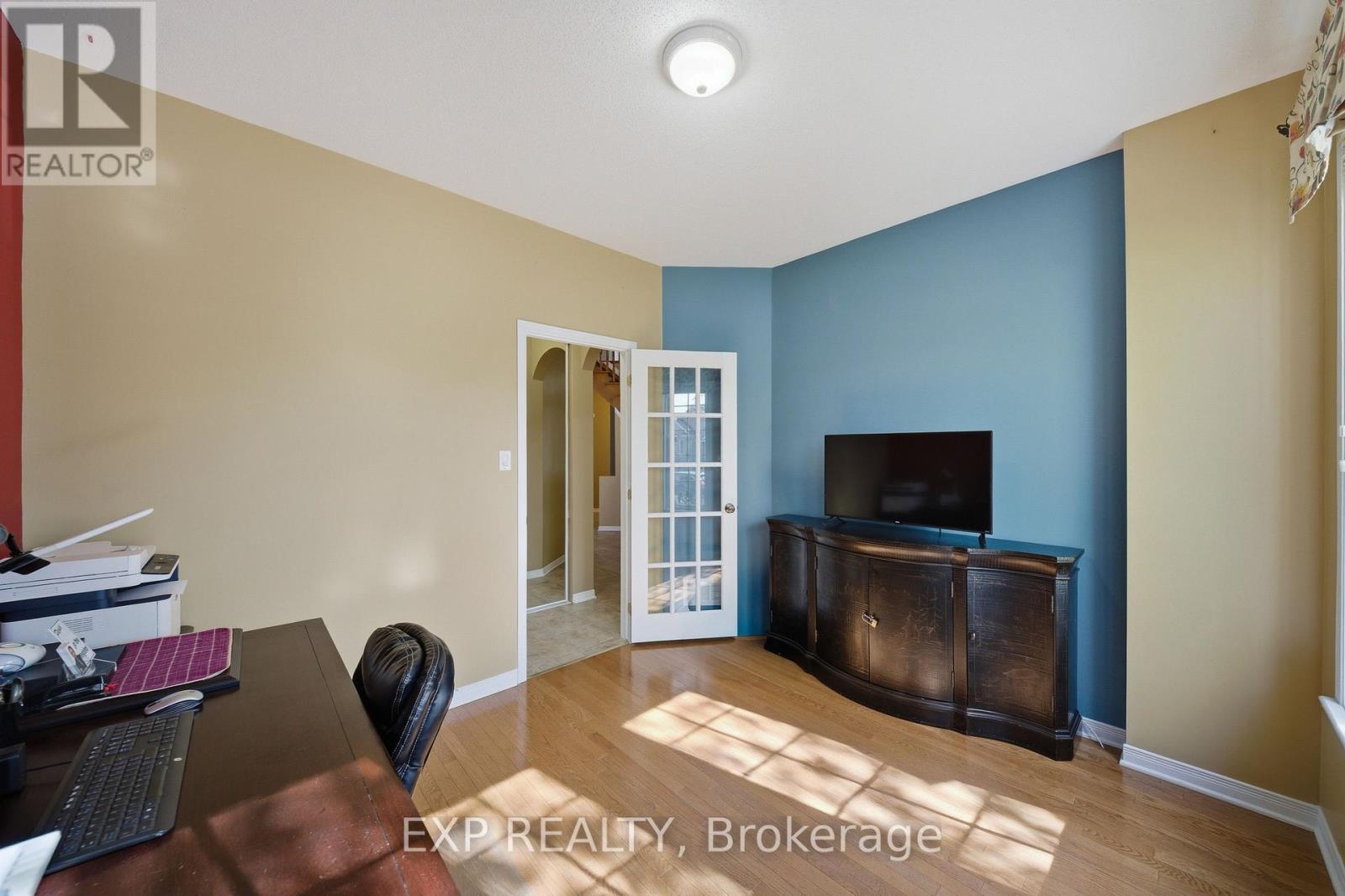 49 PONDHOLLOW WAY - 16