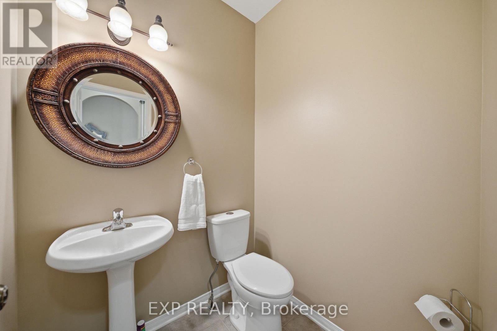 49 PONDHOLLOW WAY - 17