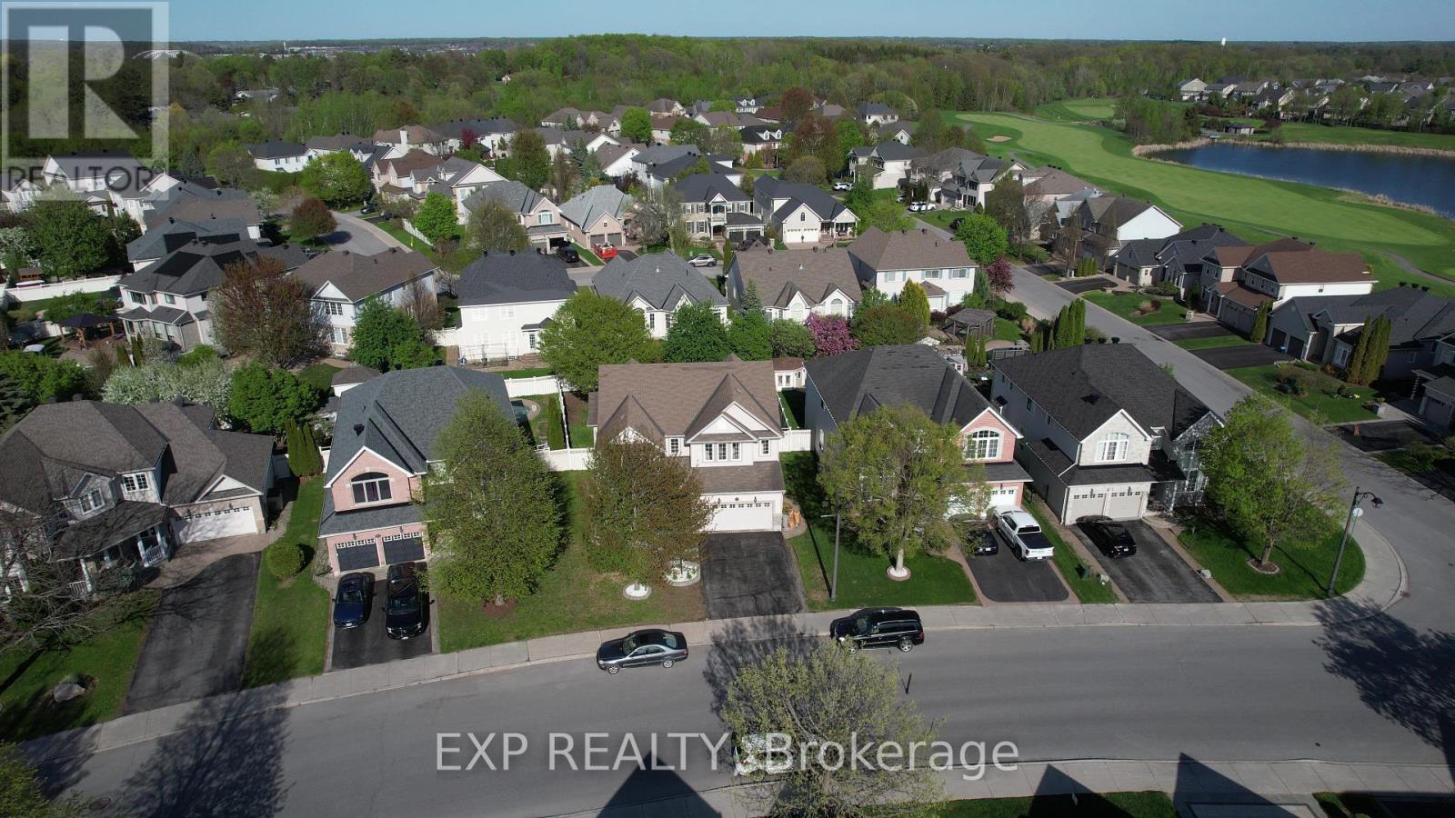 49 PONDHOLLOW WAY - 42