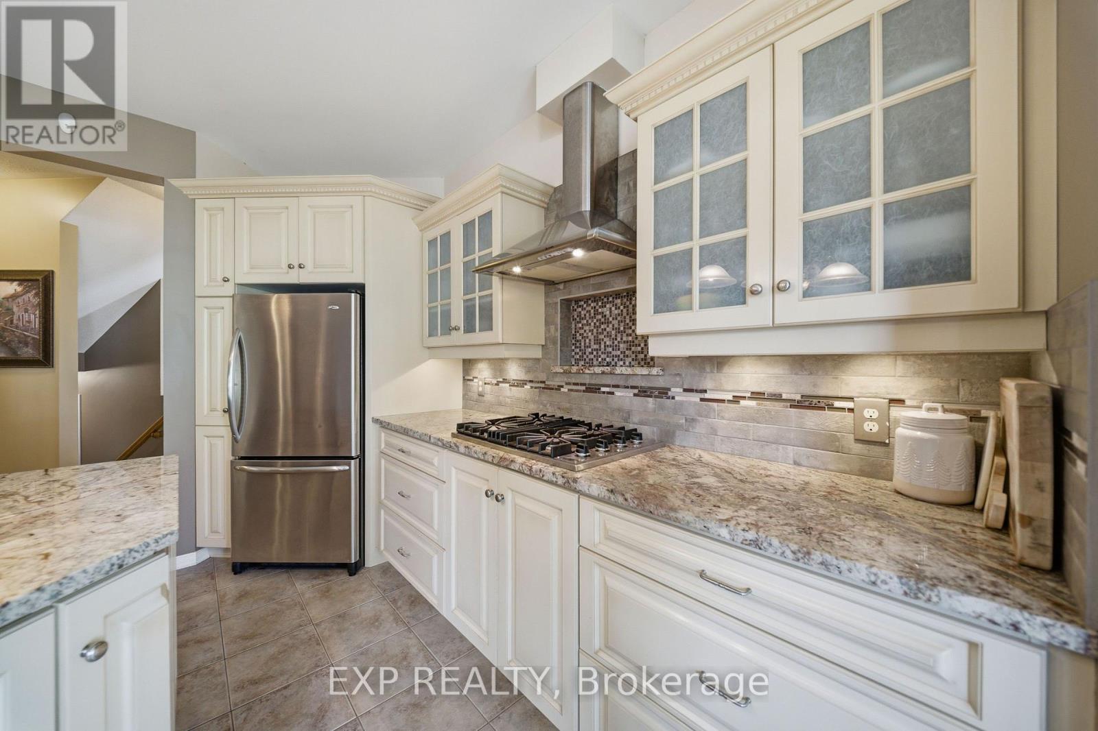 49 PONDHOLLOW WAY - 9