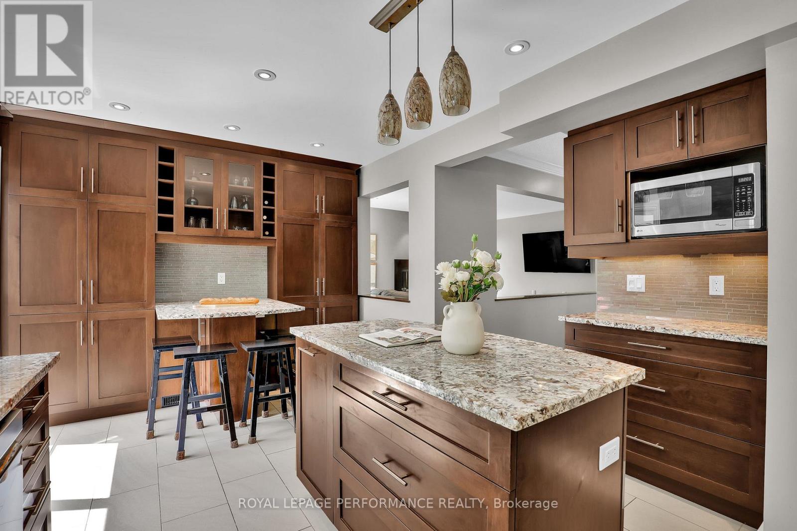 50 PICASSO DRIVE - 10