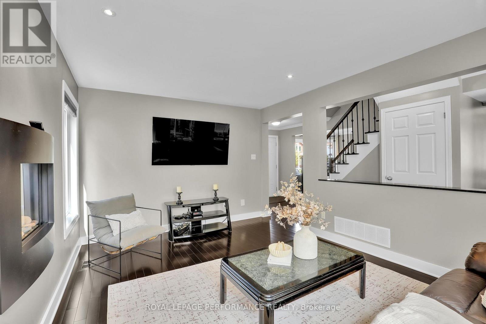 50 PICASSO DRIVE - 11