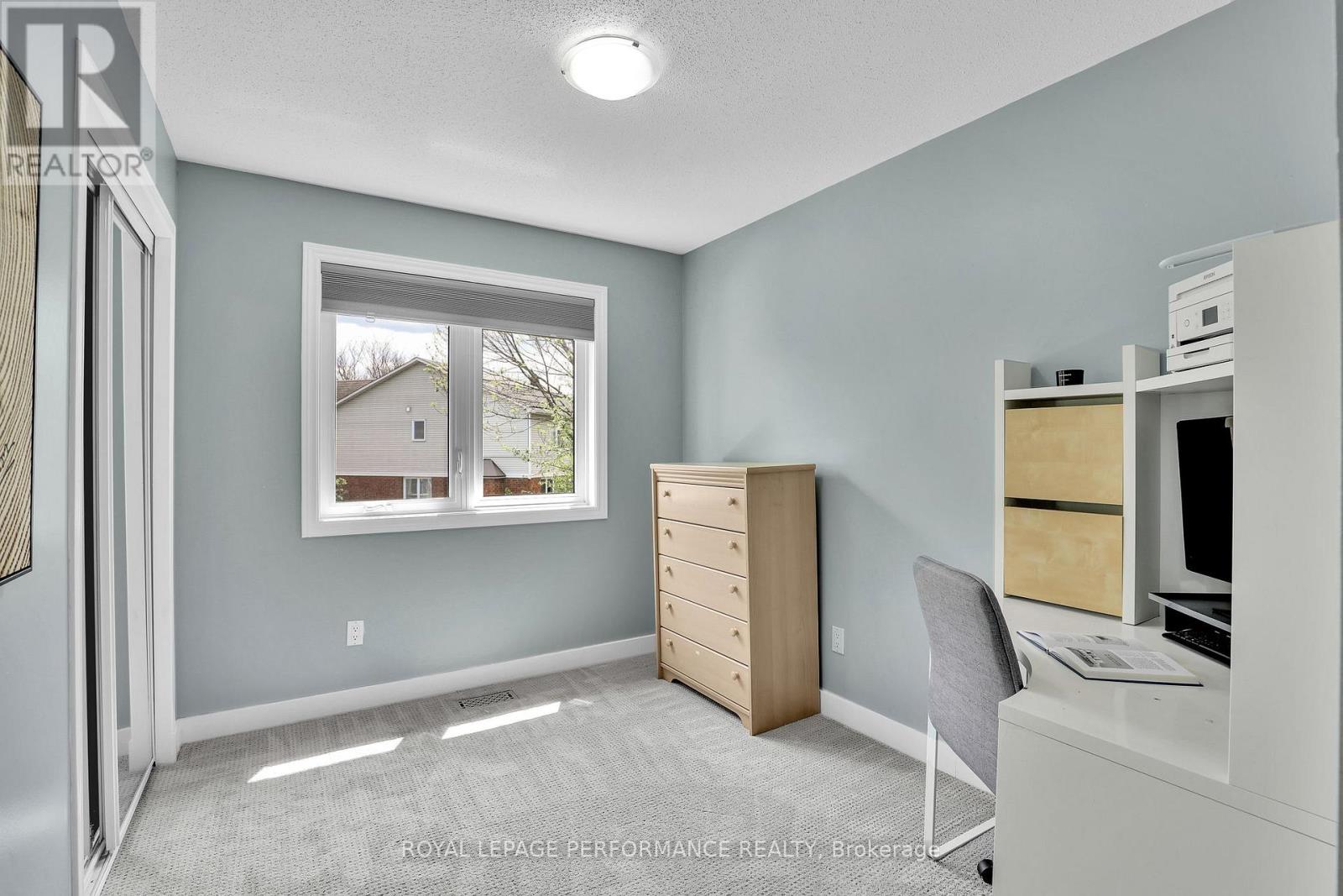 50 PICASSO DRIVE - 25