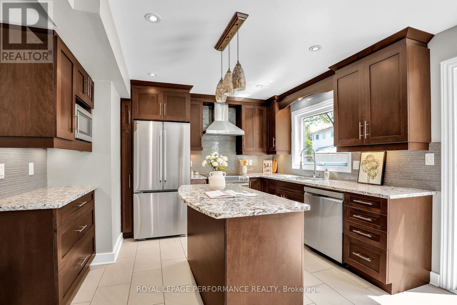 50 PICASSO DRIVE - 5